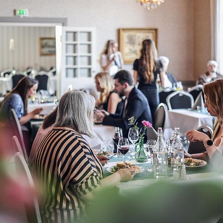 First Hotel Statt Oernskoeldsvik Εξωτερικό φωτογραφία