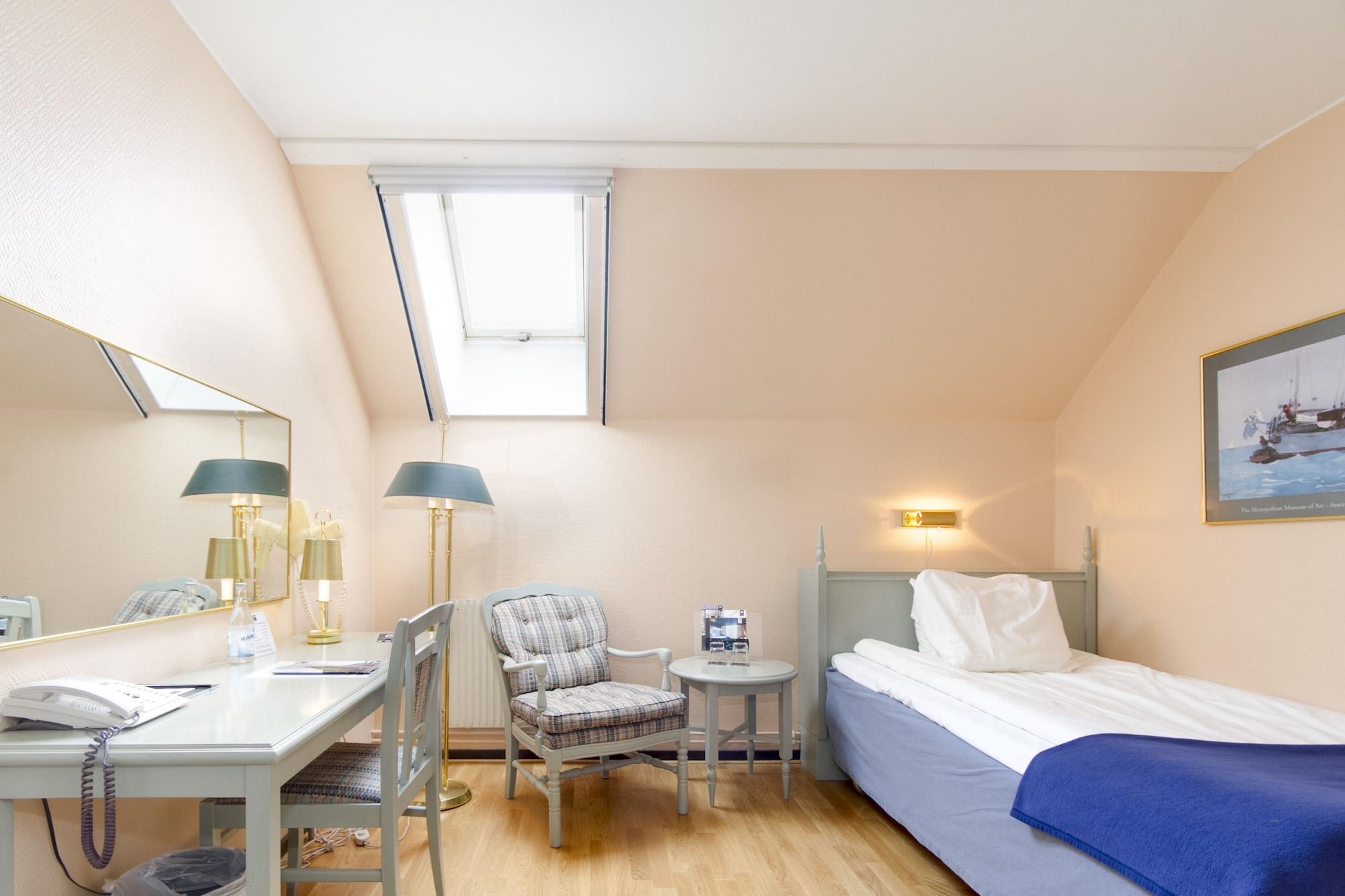 First Hotel Statt Oernskoeldsvik Εξωτερικό φωτογραφία