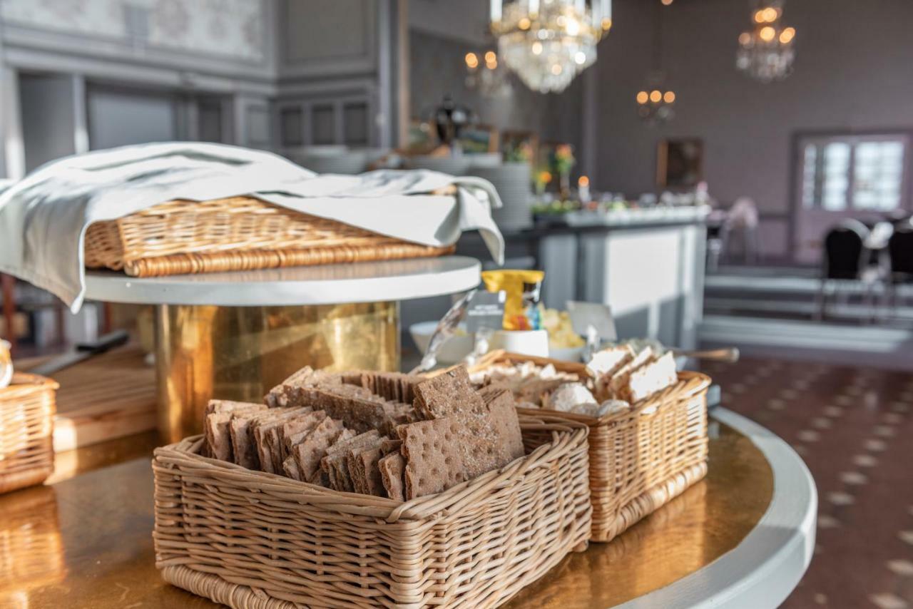 First Hotel Statt Oernskoeldsvik Εξωτερικό φωτογραφία