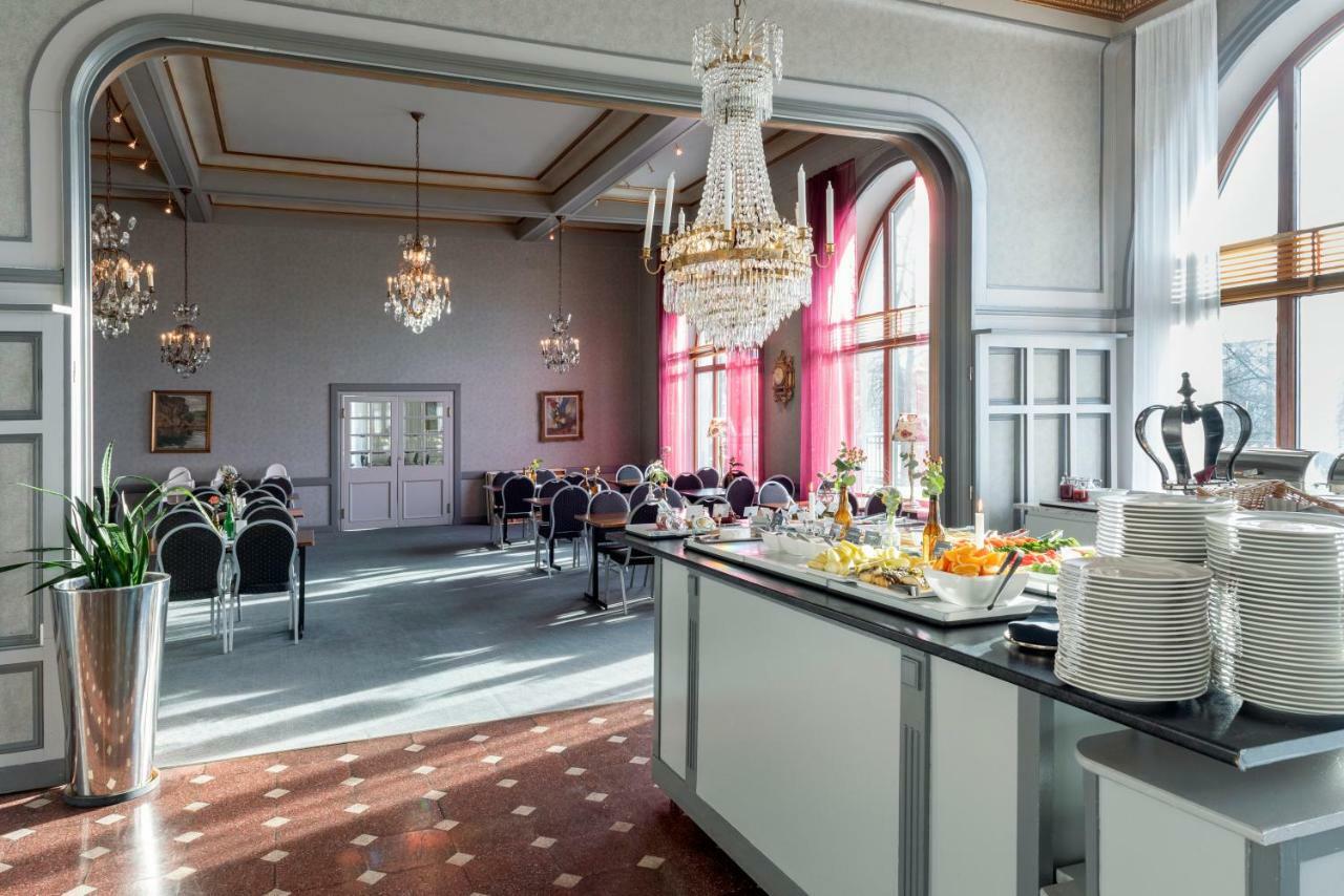First Hotel Statt Oernskoeldsvik Εξωτερικό φωτογραφία